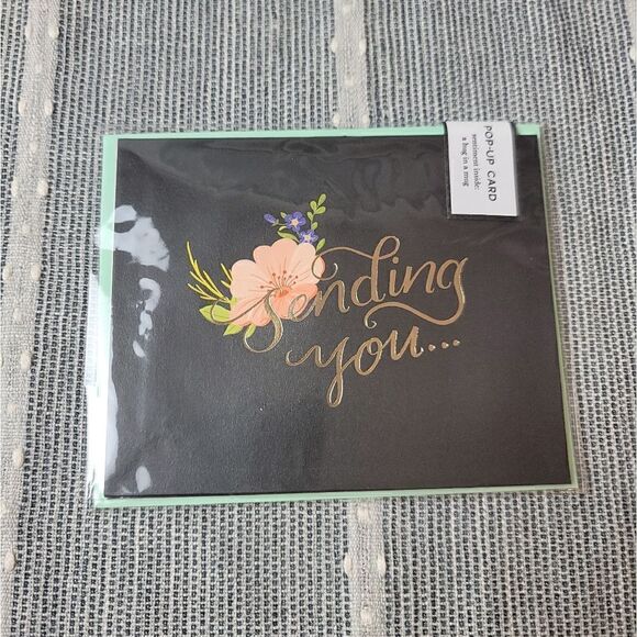 NEW- UWP Luxe Pop-Up Cards Bundle (3) - Picture 7 of 11